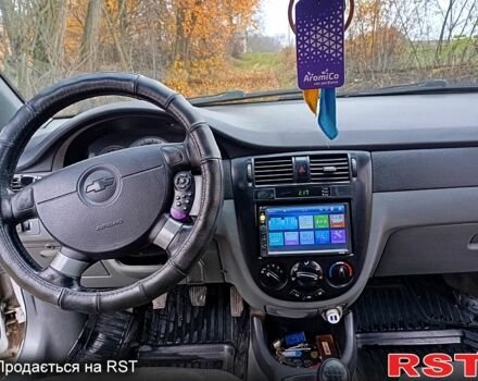 Белый Шевроле Лачетти, объемом двигателя 1.8 л и пробегом 356 тыс. км за 3600 $, фото 8 на Automoto.ua