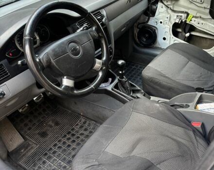 Шевроле Лачетти 2012 в Киеве на Automoto.ua Белый Шевроле Лачетти, объемом двигателя 1.6 л и пробегом 100 тыс. км за 4000 $, фото 7 на Automoto.ua
