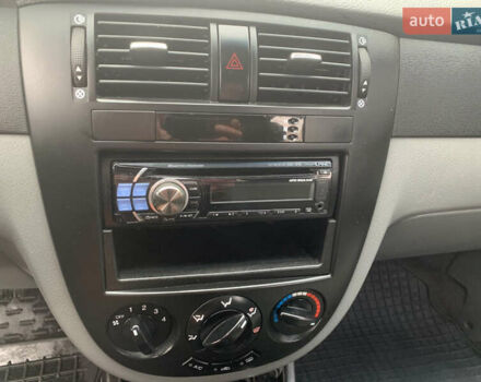 Белый Шевроле Лачетти, объемом двигателя 1.6 л и пробегом 124 тыс. км за 5900 $, фото 27 на Automoto.ua