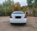 Белый Шевроле Лачетти, объемом двигателя 1.8 л и пробегом 170 тыс. км за 3900 $, фото 6 на Automoto.ua