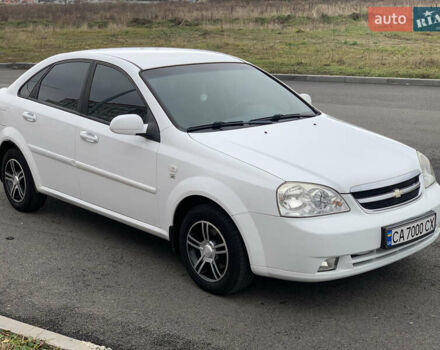 Белый Шевроле Лачетти, объемом двигателя 1.6 л и пробегом 124 тыс. км за 5900 $, фото 2 на Automoto.ua