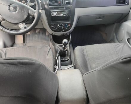 Белый Шевроле Лачетти, объемом двигателя 1.8 л и пробегом 170 тыс. км за 3900 $, фото 10 на Automoto.ua