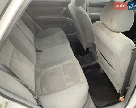 Белый Шевроле Лачетти, объемом двигателя 1.6 л и пробегом 124 тыс. км за 5900 $, фото 20 на Automoto.ua