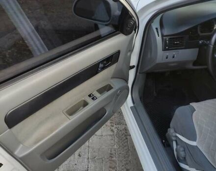 Білий Шевроле Лачетті, об'ємом двигуна 1.8 л та пробігом 170 тис. км за 5000 $, фото 9 на Automoto.ua