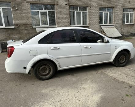 Белый Шевроле Лачетти, объемом двигателя 1.6 л и пробегом 493 тыс. км за 4200 $, фото 2 на Automoto.ua