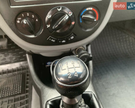 Белый Шевроле Лачетти, объемом двигателя 1.6 л и пробегом 124 тыс. км за 5900 $, фото 28 на Automoto.ua