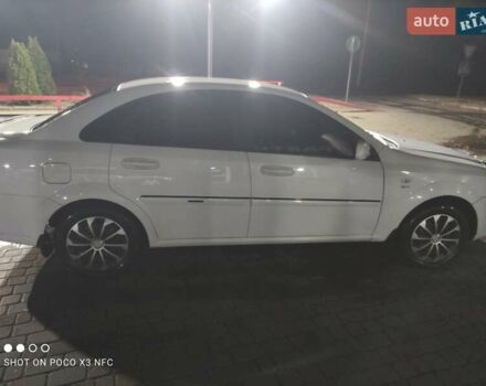 Білий Шевроле Лачетті, об'ємом двигуна 1.8 л та пробігом 170 тис. км за 5000 $, фото 5 на Automoto.ua