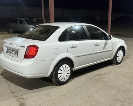 Белый Шевроле Лачетти, объемом двигателя 1.5 л и пробегом 199 тыс. км за 2950 $, фото 3 на Automoto.ua