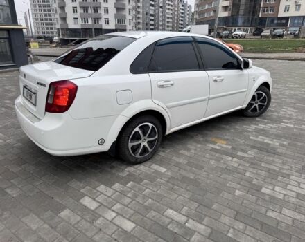 Белый Шевроле Лачетти, объемом двигателя 1.5 л и пробегом 280 тыс. км за 4200 $, фото 6 на Automoto.ua