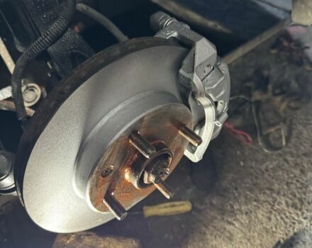 Белый Шевроле Лачетти, объемом двигателя 1.5 л и пробегом 280 тыс. км за 4200 $, фото 12 на Automoto.ua