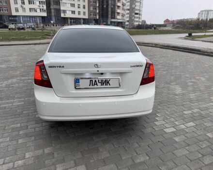 Белый Шевроле Лачетти, объемом двигателя 1.5 л и пробегом 280 тыс. км за 4200 $, фото 4 на Automoto.ua