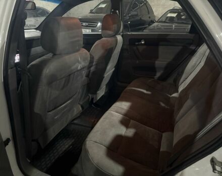 Белый Шевроле Лачетти, объемом двигателя 1.5 л и пробегом 199 тыс. км за 2950 $, фото 7 на Automoto.ua