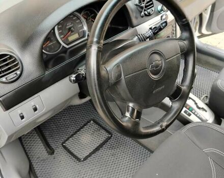 Белый Шевроле Лачетти, объемом двигателя 1.8 л и пробегом 173 тыс. км за 5000 $, фото 5 на Automoto.ua