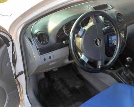 Белый Шевроле Лачетти, объемом двигателя 0 л и пробегом 186 тыс. км за 2799 $, фото 3 на Automoto.ua