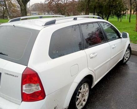 Белый Шевроле Лачетти, объемом двигателя 1.6 л и пробегом 250 тыс. км за 4900 $, фото 3 на Automoto.ua