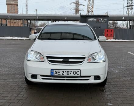 Белый Шевроле Лачетти, объемом двигателя 1.8 л и пробегом 236 тыс. км за 3900 $, фото 1 на Automoto.ua