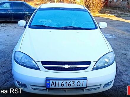 Белый Шевроле Лачетти, объемом двигателя 1.6 л и пробегом 235 тыс. км за 3800 $, фото 1 на Automoto.ua
