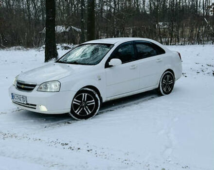 Белый Шевроле Лачетти, объемом двигателя 1.8 л и пробегом 270 тыс. км за 3399 $, фото 1 на Automoto.ua