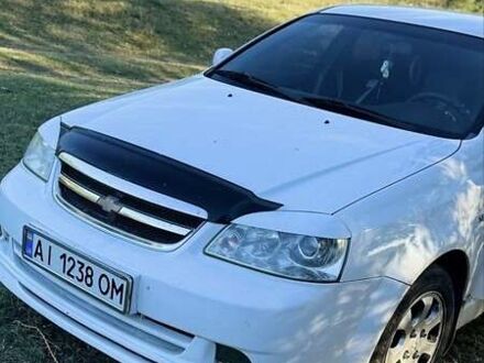 Белый Шевроле Лачетти, объемом двигателя 1.6 л и пробегом 192 тыс. км за 3600 $, фото 1 на Automoto.ua
