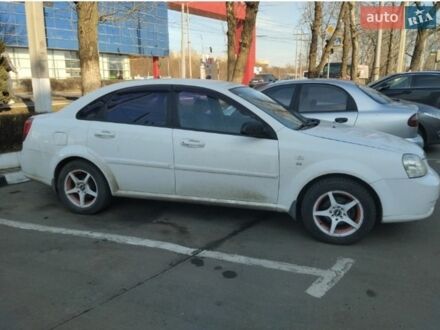 Белый Шевроле Лачетти, объемом двигателя 1.6 л и пробегом 230 тыс. км за 5500 $, фото 1 на Automoto.ua