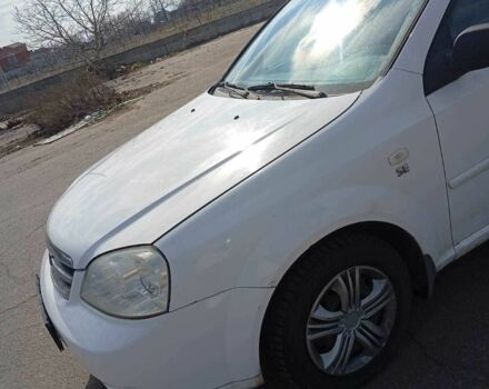 Белый Шевроле Лачетти, объемом двигателя 1.6 л и пробегом 470 тыс. км за 2800 $, фото 1 на Automoto.ua