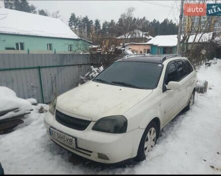 Белый Шевроле Лачетти, объемом двигателя 1.8 л и пробегом 301 тыс. км за 3300 $, фото 1 на Automoto.ua