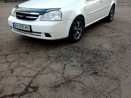 Белый Шевроле Лачетти, объемом двигателя 1.8 л и пробегом 0 тыс. км за 3950 $, фото 1 на Automoto.ua