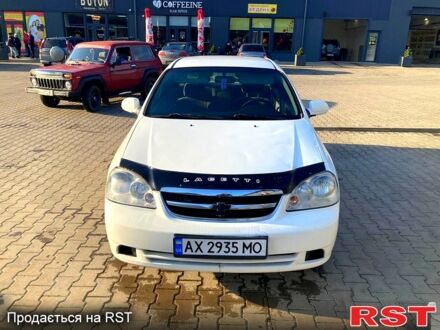 Білий Шевроле Лачетті, об'ємом двигуна 1.8 л та пробігом 250 тис. км за 3200 $, фото 1 на Automoto.ua