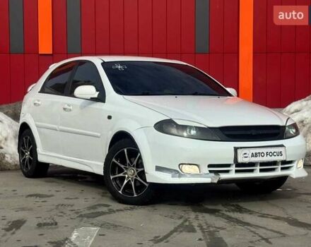 Белый Шевроле Лачетти, объемом двигателя 1.8 л и пробегом 116 тыс. км за 5490 $, фото 1 на Automoto.ua