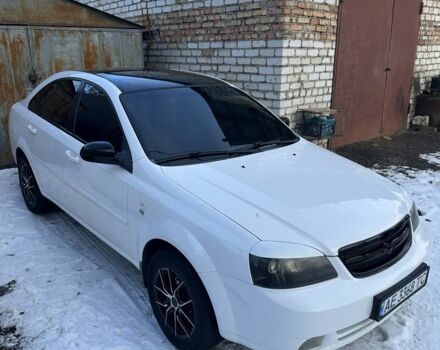 Белый Шевроле Лачетти, объемом двигателя 1.6 л и пробегом 218 тыс. км за 4300 $, фото 1 на Automoto.ua