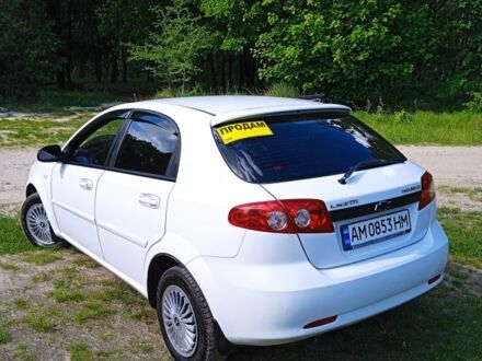 Шевроле Лачетти 2010 в Бердичеве на Automoto.ua Белый Шевроле Лачетти, объемом двигателя 1.6 л и пробегом 185 тыс. км за 4100 $, фото 1 на Automoto.ua