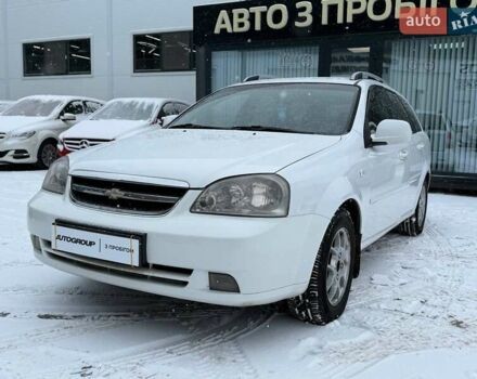 Белый Шевроле Лачетти, объемом двигателя 1.6 л и пробегом 238 тыс. км за 4999 $, фото 1 на Automoto.ua