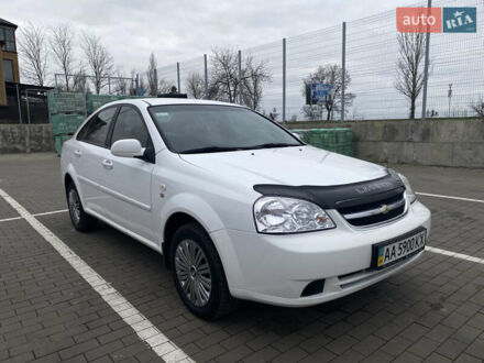 Білий Шевроле Лачетті, об'ємом двигуна 1.6 л та пробігом 300 тис. км за 4000 $, фото 1 на Automoto.ua