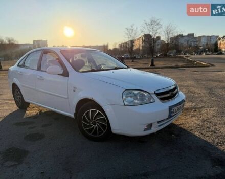 Белый Шевроле Лачетти, объемом двигателя 1.6 л и пробегом 203 тыс. км за 4700 $, фото 1 на Automoto.ua