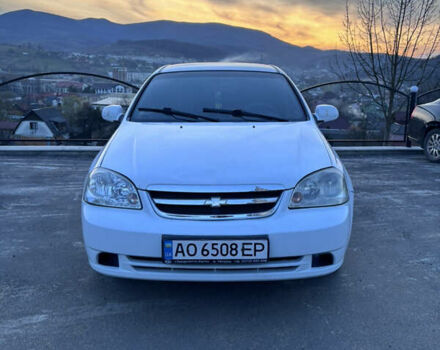 Белый Шевроле Лачетти, объемом двигателя 1.8 л и пробегом 155 тыс. км за 5000 $, фото 1 на Automoto.ua