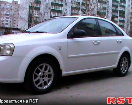 Белый Шевроле Лачетти, объемом двигателя 1.6 л и пробегом 200 тыс. км за 4098 $, фото 1 на Automoto.ua