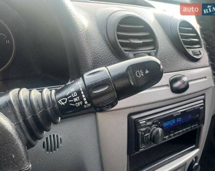 Бежевий Шевроле Лачетті, об'ємом двигуна 1.8 л та пробігом 216 тис. км за 3990 $, фото 18 на Automoto.ua