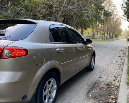 Бежевый Шевроле Лачетти, объемом двигателя 1.6 л и пробегом 134 тыс. км за 4600 $, фото 5 на Automoto.ua