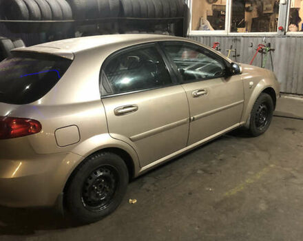 Бежевый Шевроле Лачетти, объемом двигателя 1.8 л и пробегом 300 тыс. км за 2900 $, фото 3 на Automoto.ua