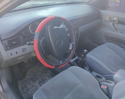 Бежевый Шевроле Лачетти, объемом двигателя 1.8 л и пробегом 300 тыс. км за 1600 $, фото 5 на Automoto.ua