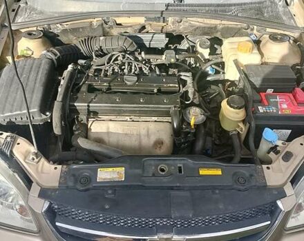 Бежевый Шевроле Лачетти, объемом двигателя 1.8 л и пробегом 315 тыс. км за 3700 $, фото 7 на Automoto.ua