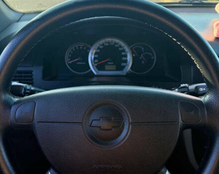 Бежевый Шевроле Лачетти, объемом двигателя 1.8 л и пробегом 198 тыс. км за 5100 $, фото 10 на Automoto.ua