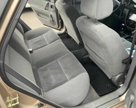 Бежевый Шевроле Лачетти, объемом двигателя 1.8 л и пробегом 212 тыс. км за 4200 $, фото 11 на Automoto.ua