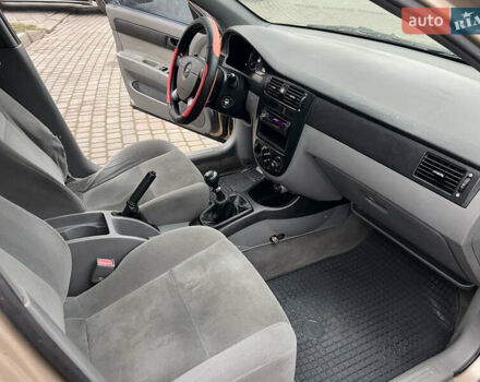 Бежевый Шевроле Лачетти, объемом двигателя 1.6 л и пробегом 169 тыс. км за 2850 $, фото 20 на Automoto.ua