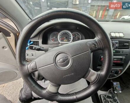 Шевроле Лачетти 2005 в Киеве на Automoto.ua Бежевый Шевроле Лачетти, объемом двигателя 1.6 л и пробегом 283 тыс. км за 4000 $, фото 25 на Automoto.ua