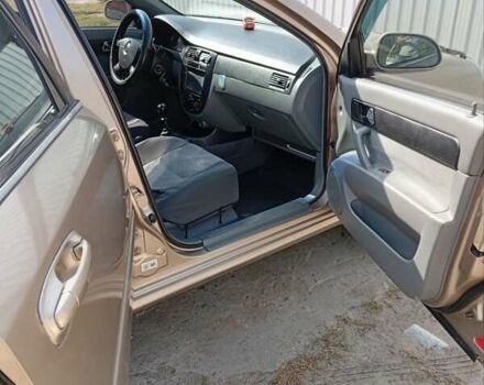 Бежевий Шевроле Лачетті, об'ємом двигуна 1.8 л та пробігом 334 тис. км за 4000 $, фото 2 на Automoto.ua