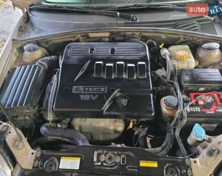 Бежевый Шевроле Лачетти, объемом двигателя 1.6 л и пробегом 195 тыс. км за 3300 $, фото 11 на Automoto.ua