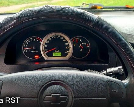 Бежевый Шевроле Лачетти, объемом двигателя 1.8 л и пробегом 198 тыс. км за 3700 $, фото 1 на Automoto.ua