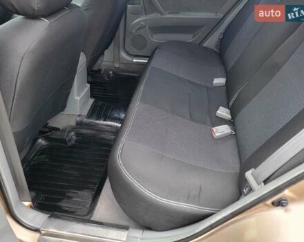 Бежевый Шевроле Лачетти, объемом двигателя 1.6 л и пробегом 298 тыс. км за 3600 $, фото 12 на Automoto.ua