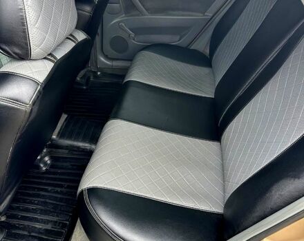 Бежевий Шевроле Лачетті, об'ємом двигуна 1.6 л та пробігом 225 тис. км за 3700 $, фото 6 на Automoto.ua